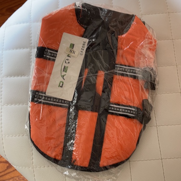 DAZONE Pet Life Jacket  Swimwear with Belt (XS) - Picture 2 of 8